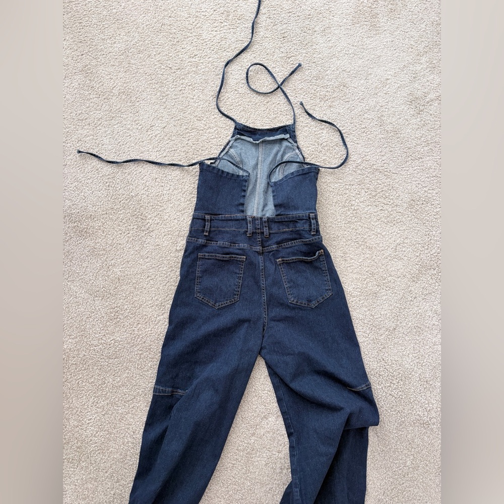 RARE Abercrombie & Fitch Dark Blue barrel-Leg Women's dark wash halter jumpsuit - Picture 7 of 7